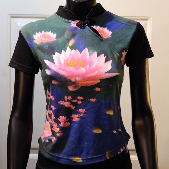 Lotus flower Top with asian neck clasp - Picture 1 of 4